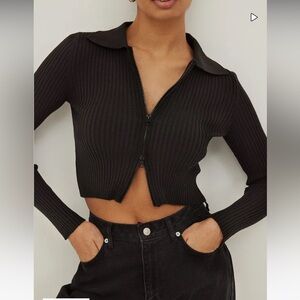 Na-Kd Cropped Two way knitted sweater